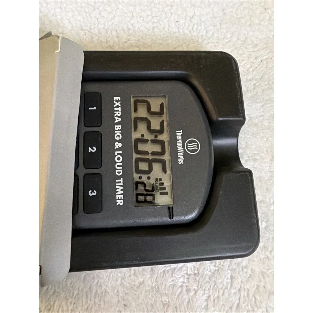 ThermoWorks Extra Big & Loud Kitchen Timer Dark Gray 5.1 x 3.5 in NIB New TX4100